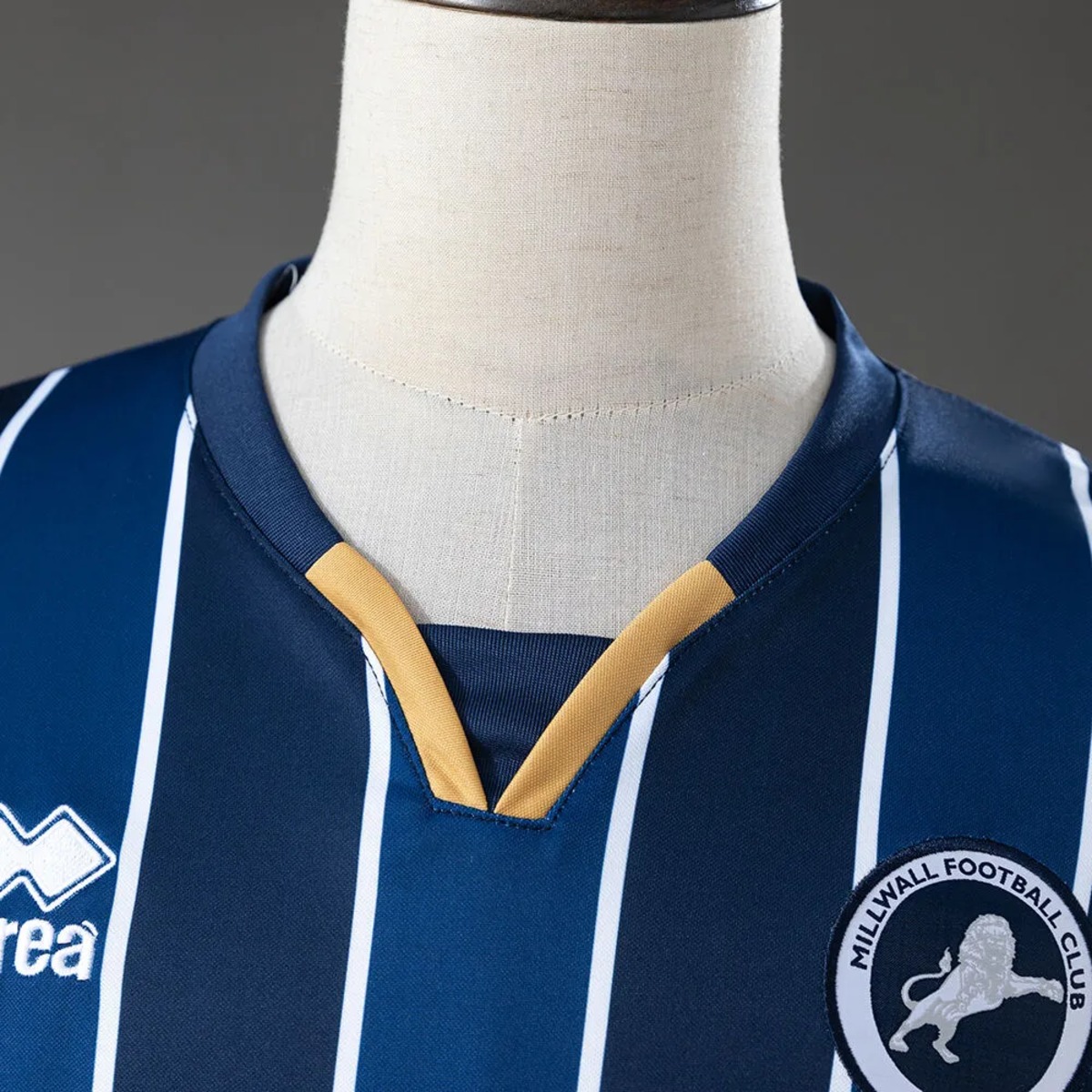 2026/27 Millwall Home Jersey Fan version