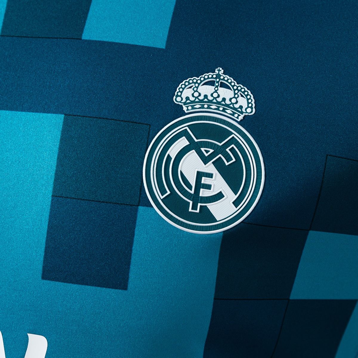 Retro Real Madrid 2017/18 Second Away jersey Player Version