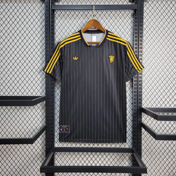 2025/26 Manchester United Casual Balck jersey Fan version
