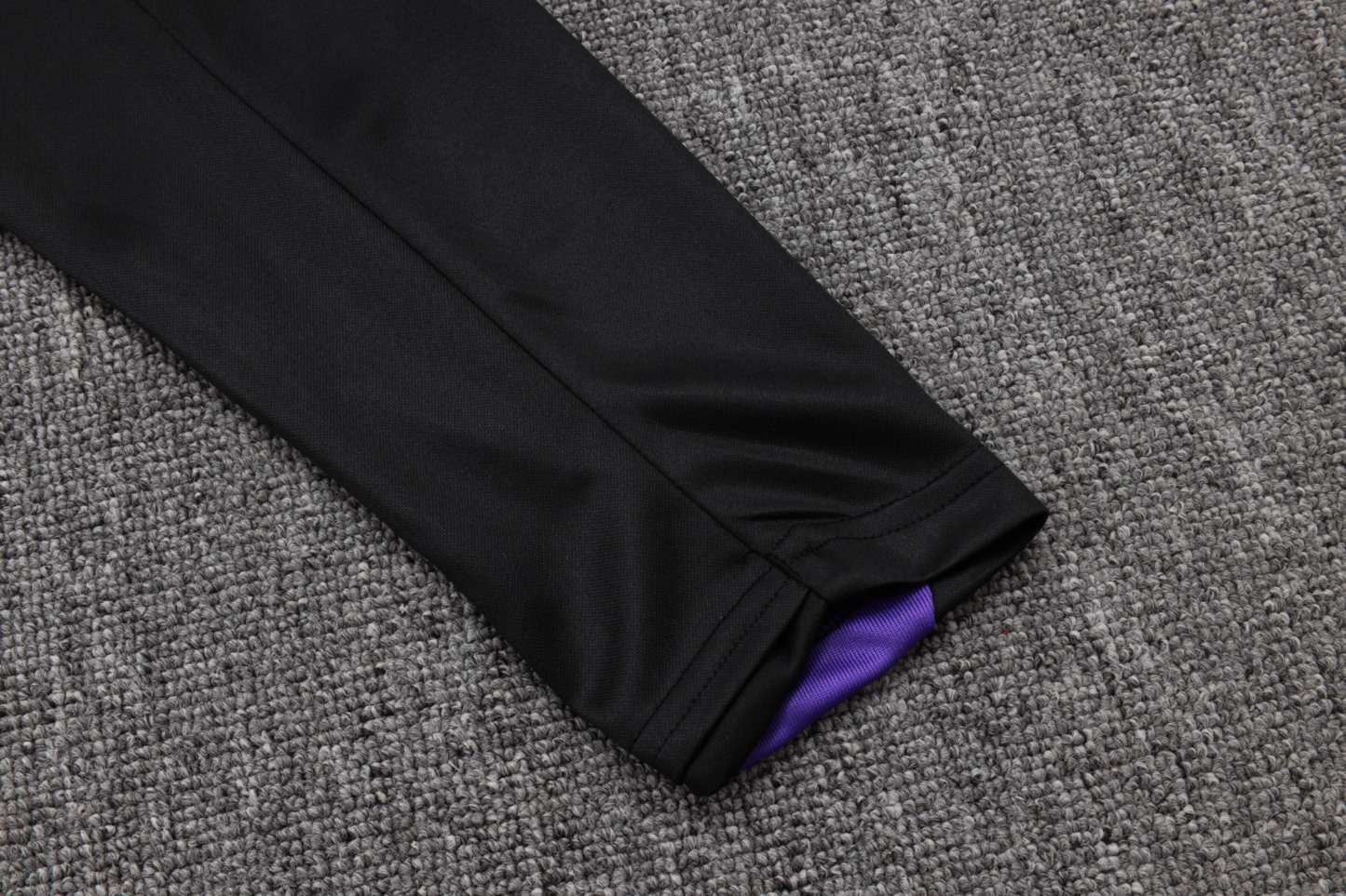 202526 Barcelona blackish purple Long-sleeved half-pull training kit Football team kit