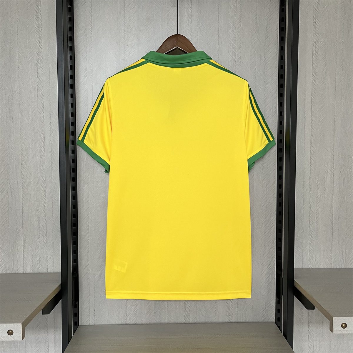 Retro 1979 Brazil home jersey Fan Version
