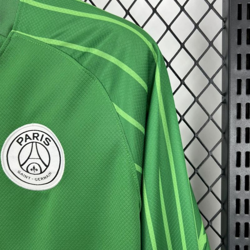 2025/26 PSG Green goalkeeper Long Sleeves jersey Fan Version