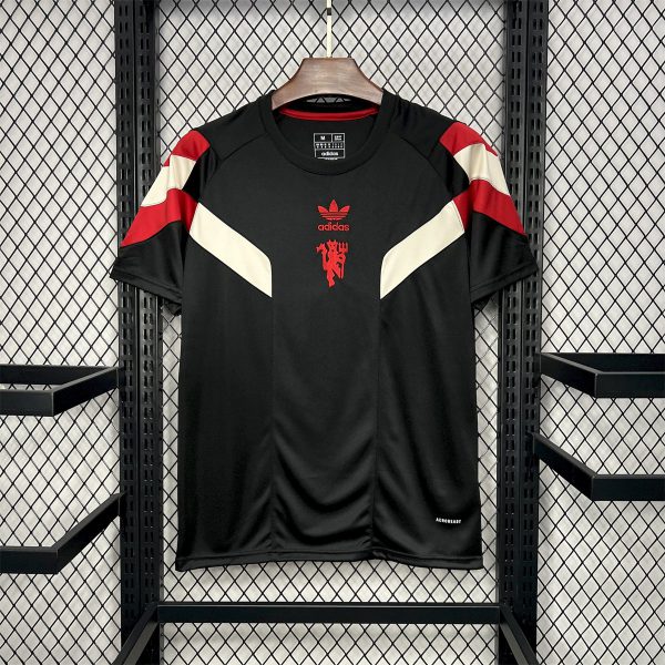 2024/25 Manchester United Originals Tee Black Jersey Fan Version