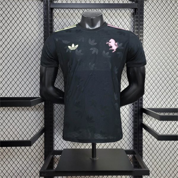 24/25 Juventus Special edition Jersey Player Version