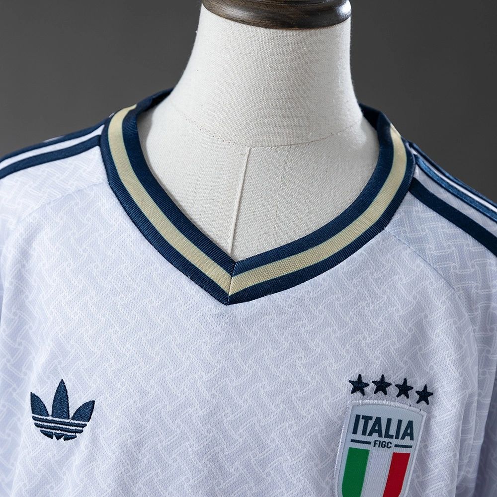 Italy 2026 World Cup Away jersey kids Kits size: 16-28