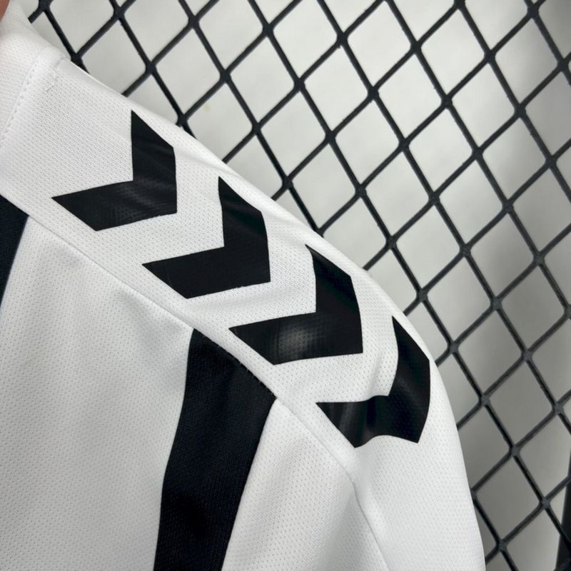 2025/26 Real Betis Black and white special edition Jersey Fan Version