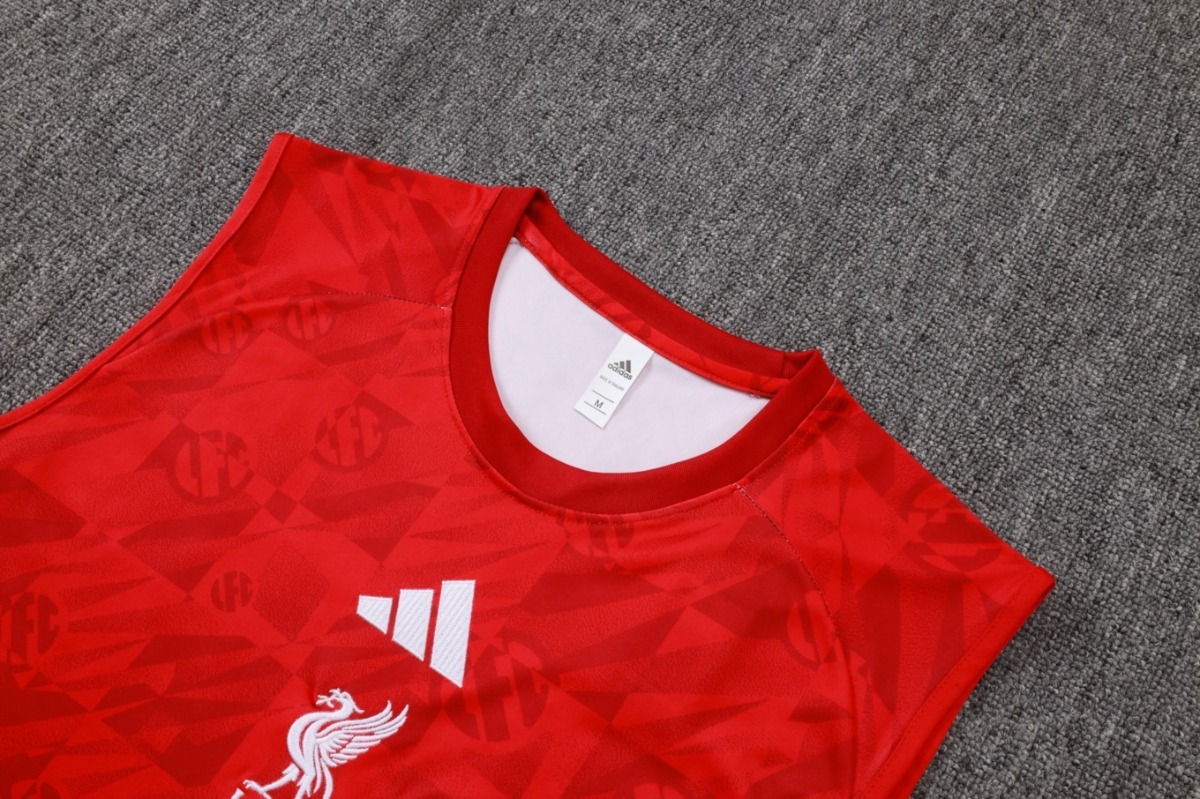 2026 Liverpool Red Training Set Shirt and Shorts