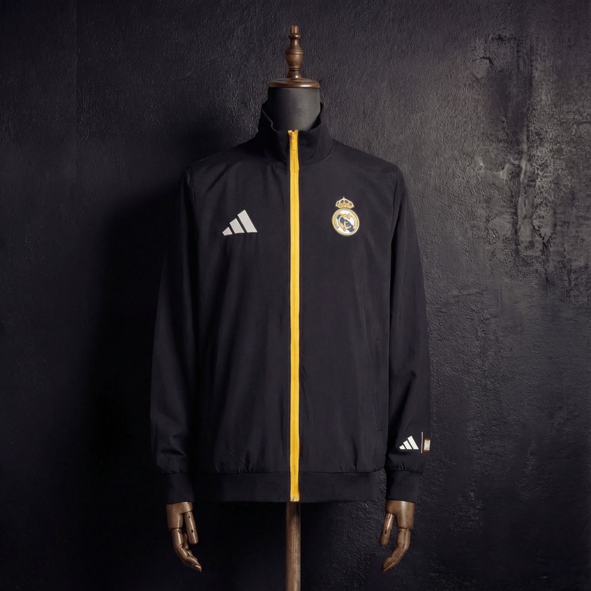 2025/26 Real Madrid Black Windbreaker Sport Unifom