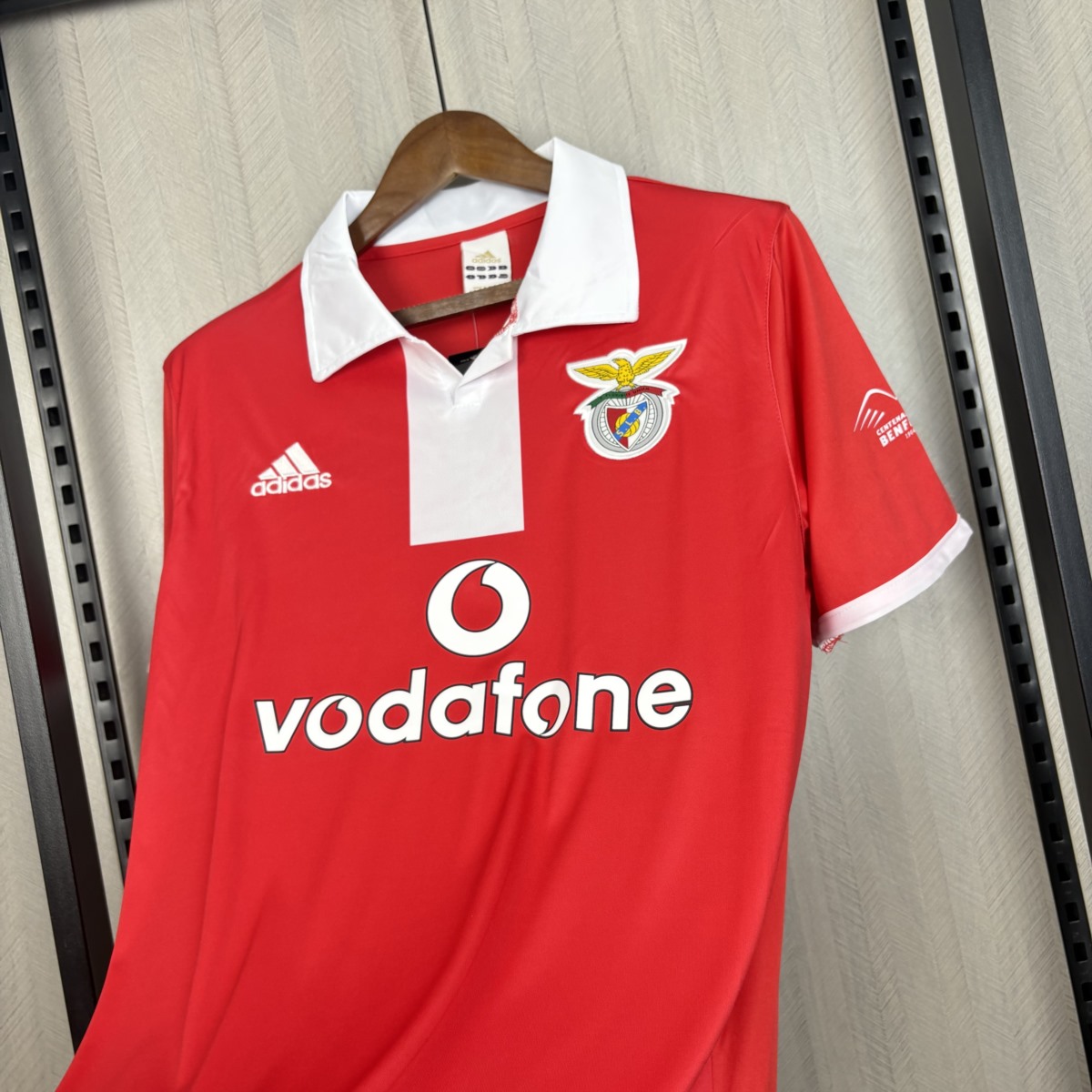 Retro Benfica 2004/05 Home Jersey Fan Version
