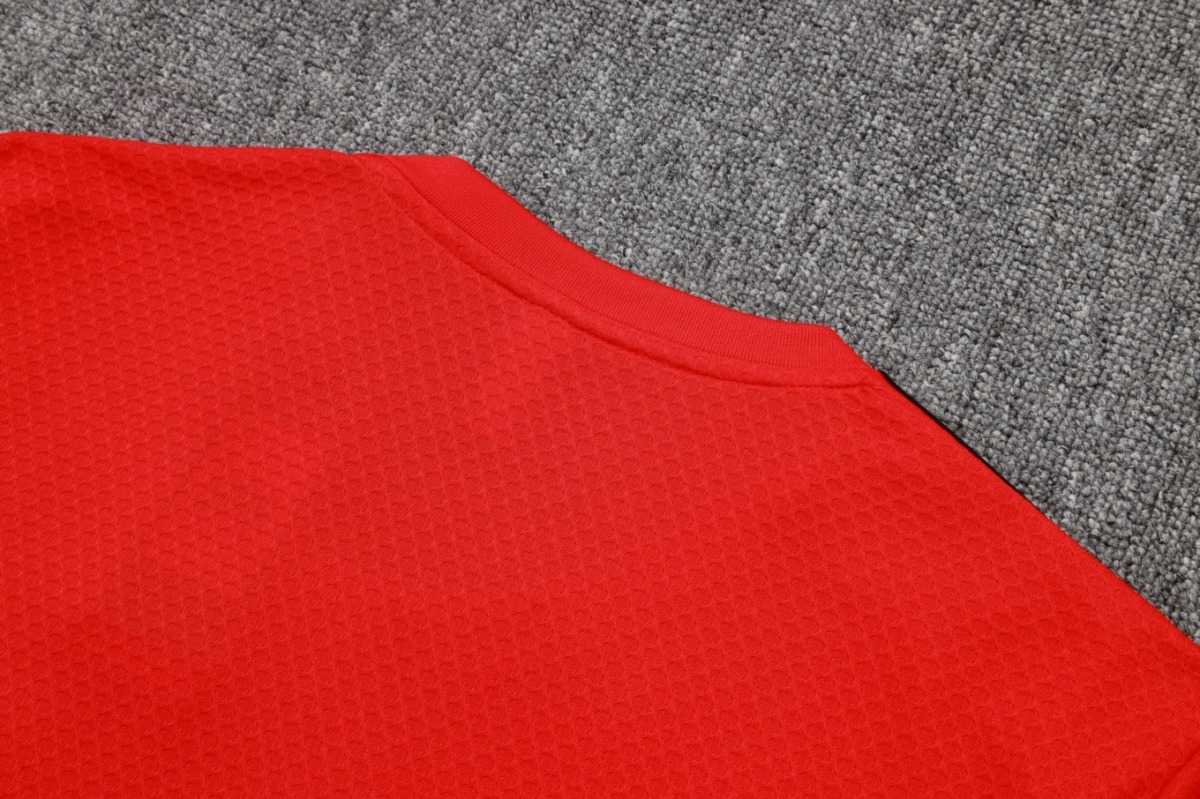 2026 Liverpool Red Training Set Shirt and Shorts