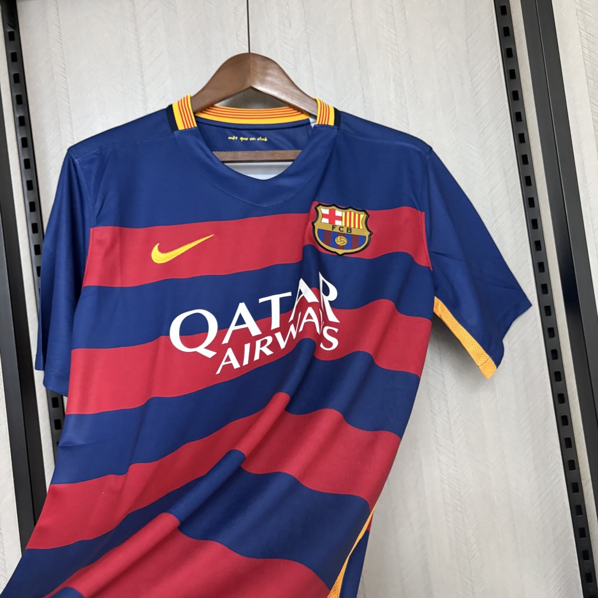 Retro Barcelona 15/16 home jersey Fan Version