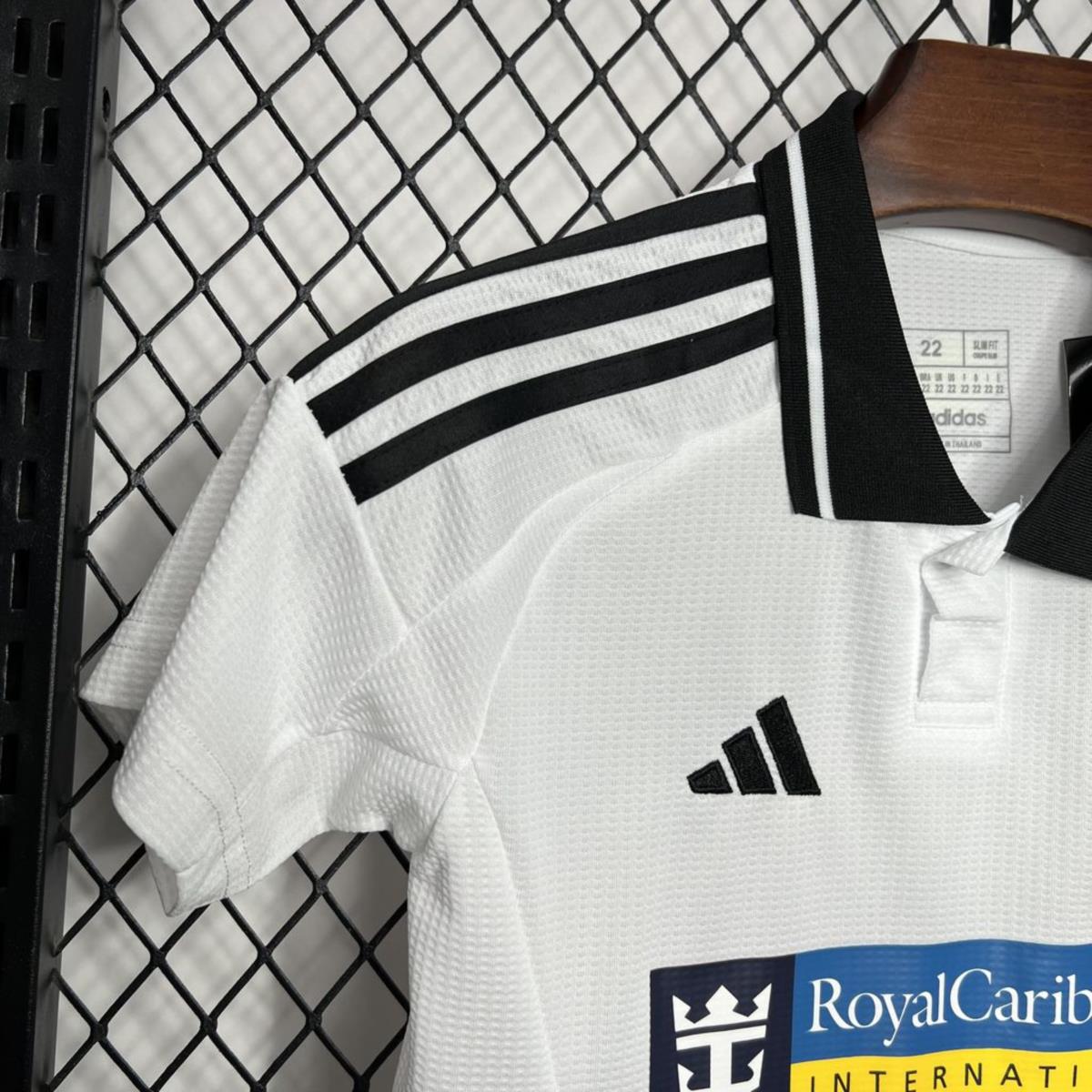2024/25 Fulham Home jersey Kid Kits Size 16-28