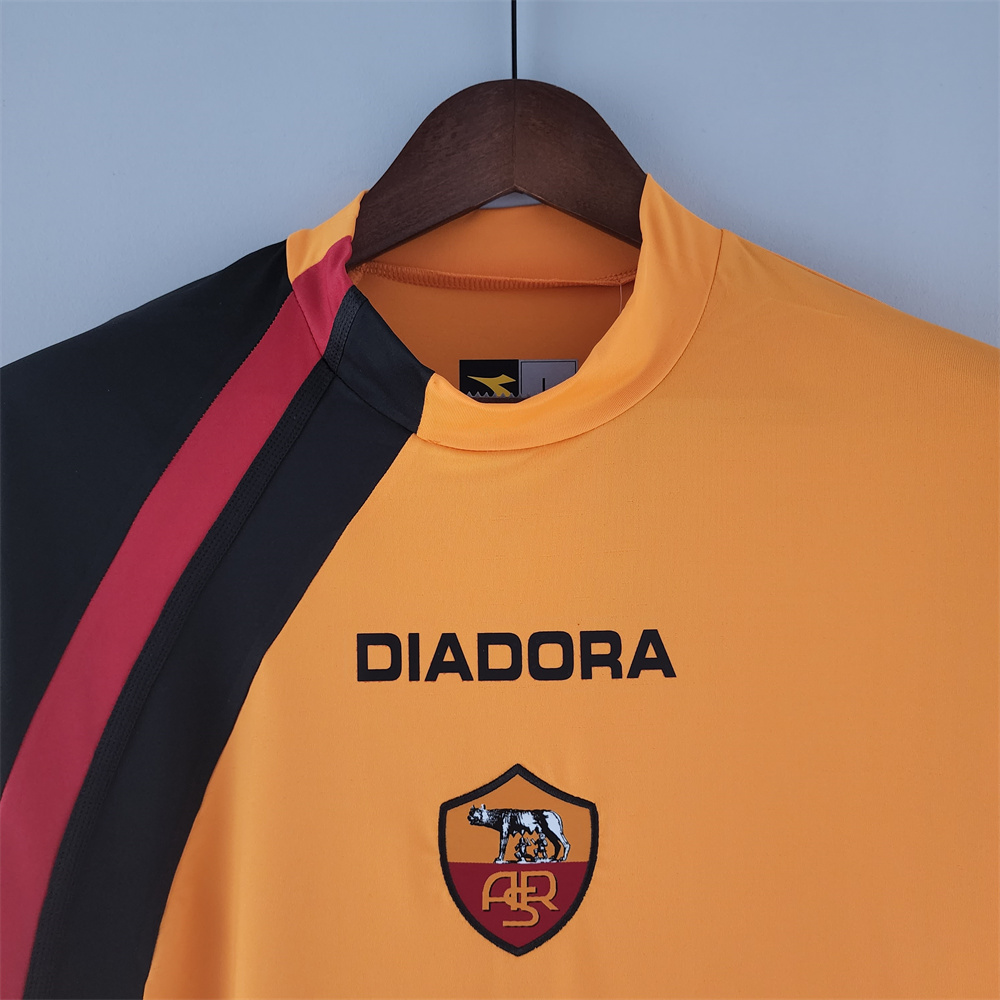 Retro Roma 05/06 Home jersey Fan Version