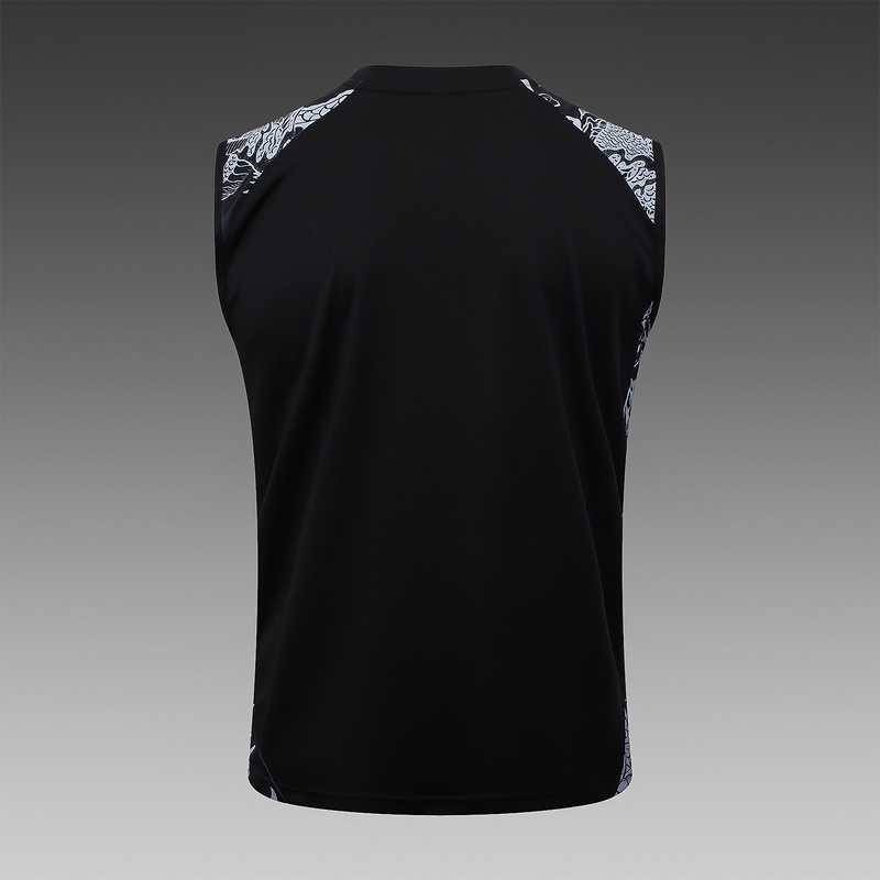 24/25 Real Madrid Black Training Set Shirt and Shorts
