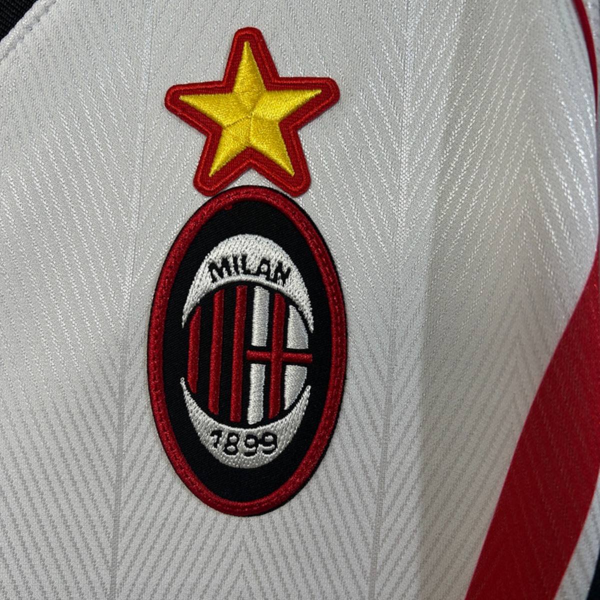 Retro AC Milan 1997/98 Away jersey Fan Version