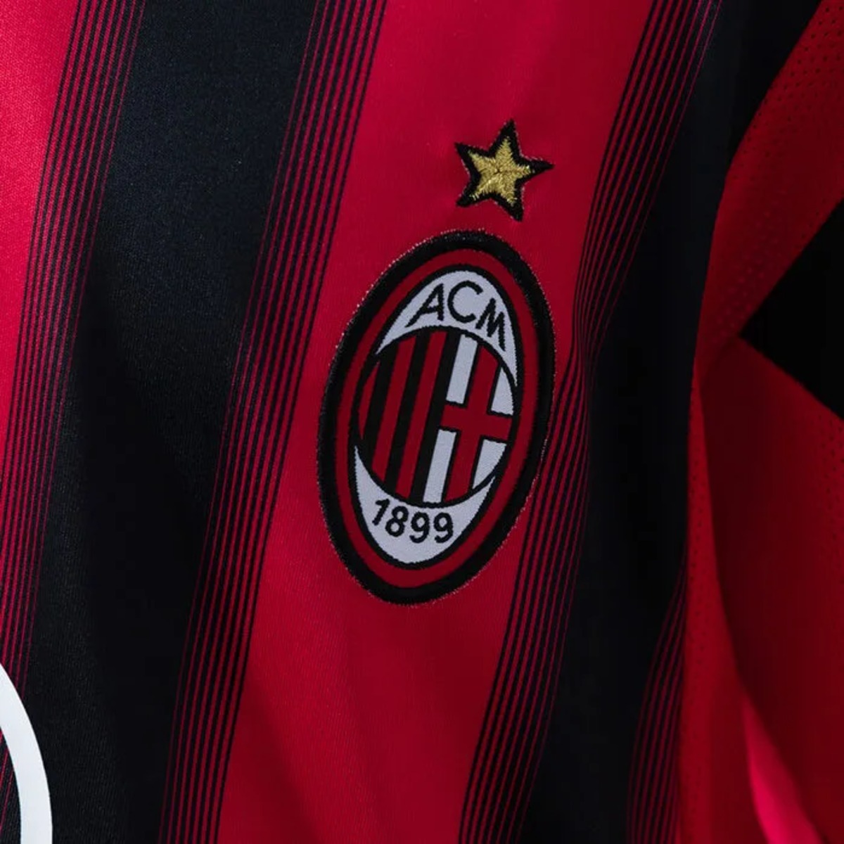 Retro AC Milan 2004/05 Home Kid Kits