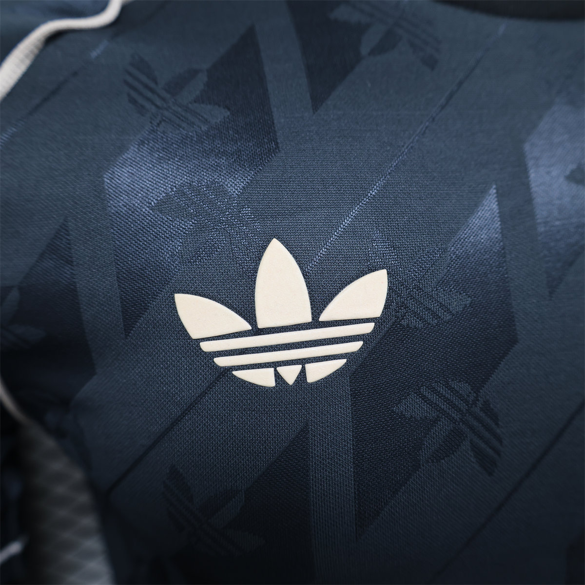 24/25 Real Madrid Black Special edition Jersey Player Version