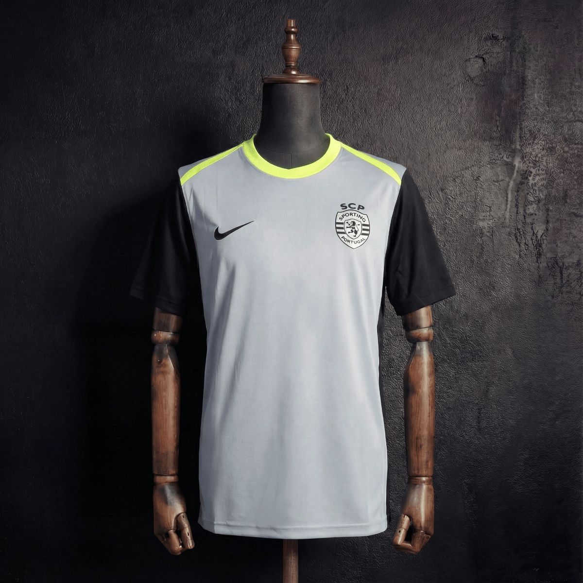 2025/26 Sporting Lisbon Training Gray jersey Fan version