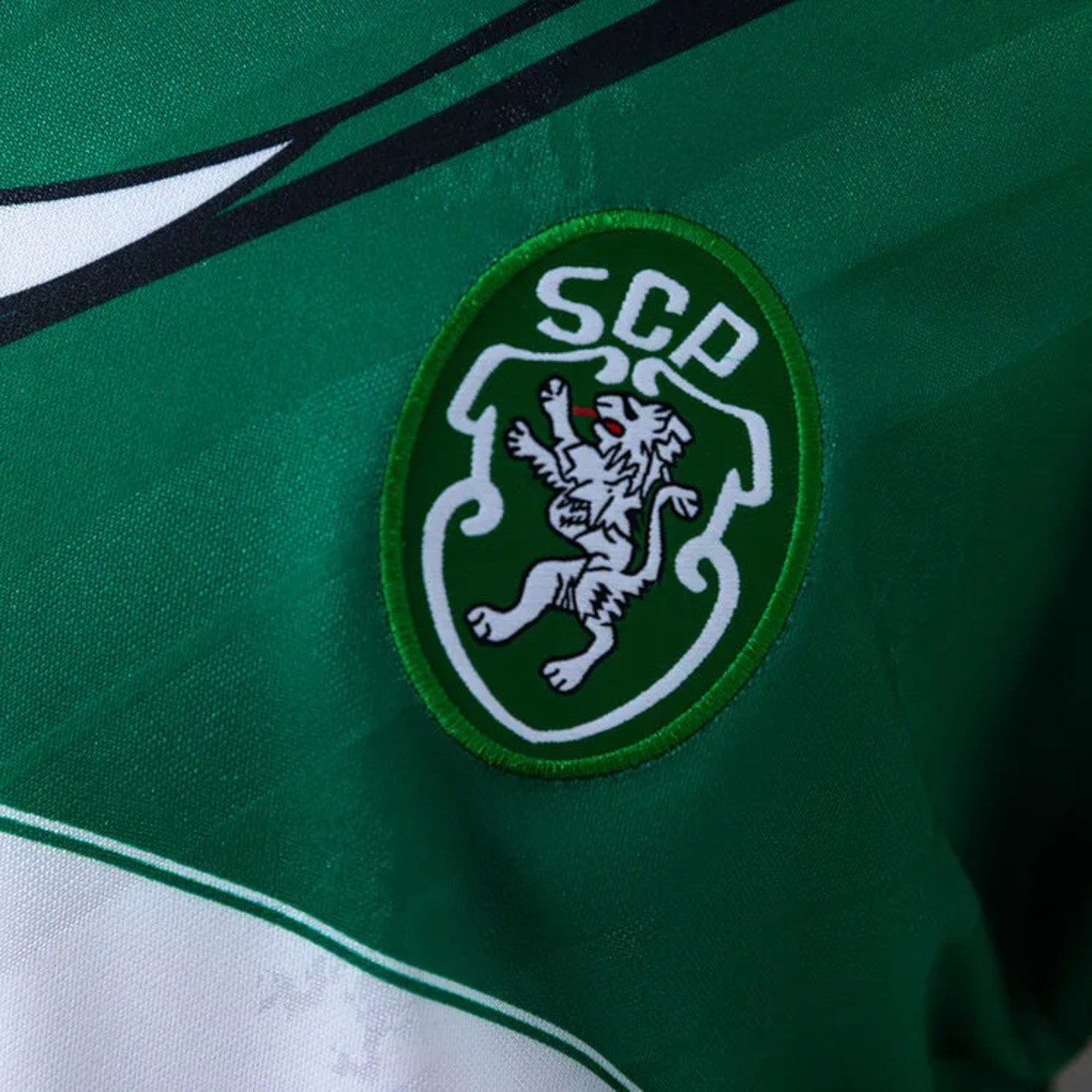 Retro Sporting Lisbon 1994/95 Away Jersey Fan Version