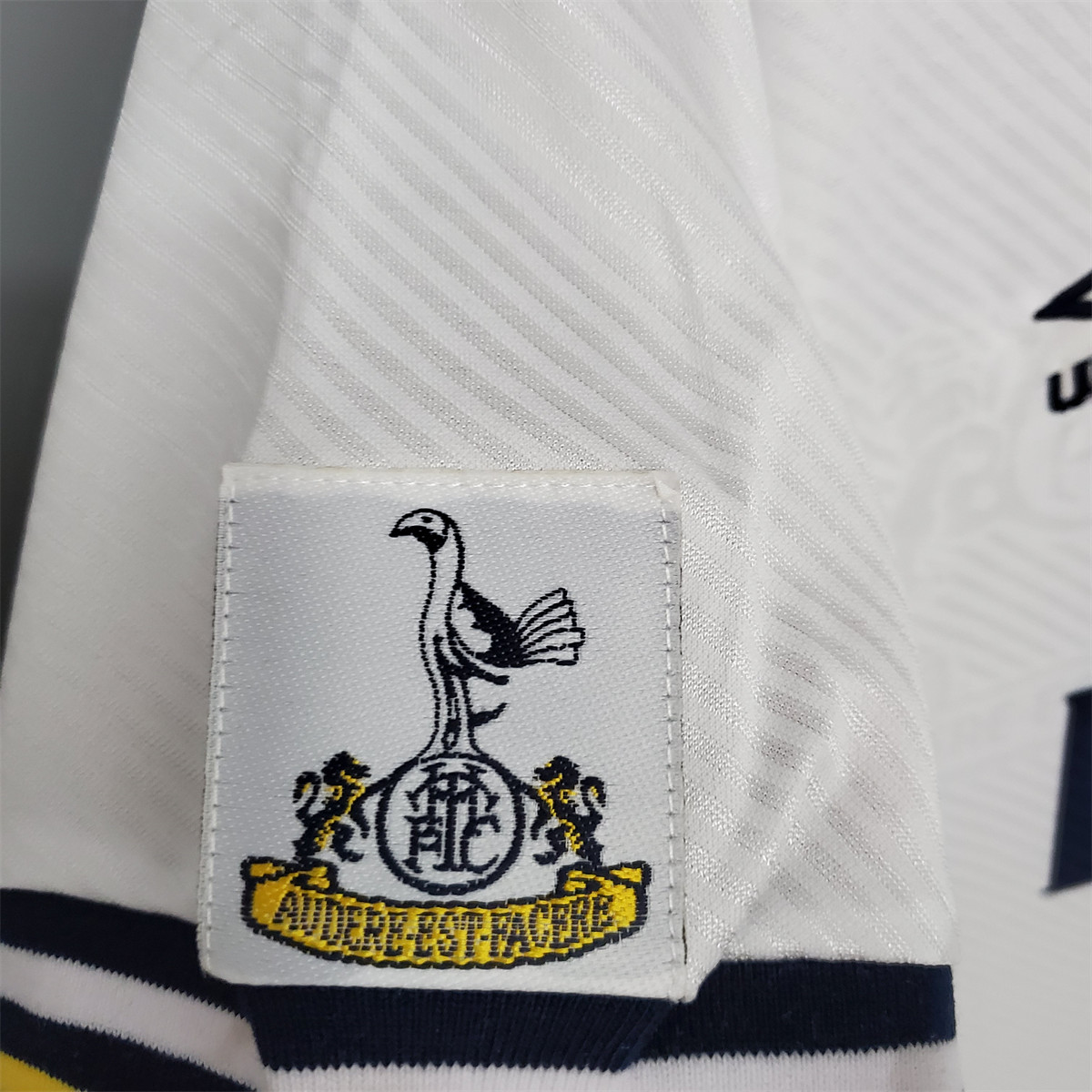 Retro Tottenham 94/95 home jersey Fan Version