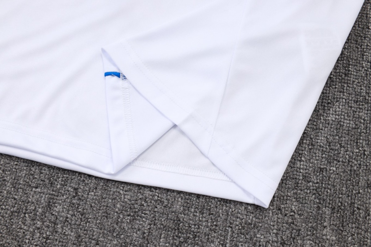 2026 Bayern Munich White Training Set Shirt and Shorts