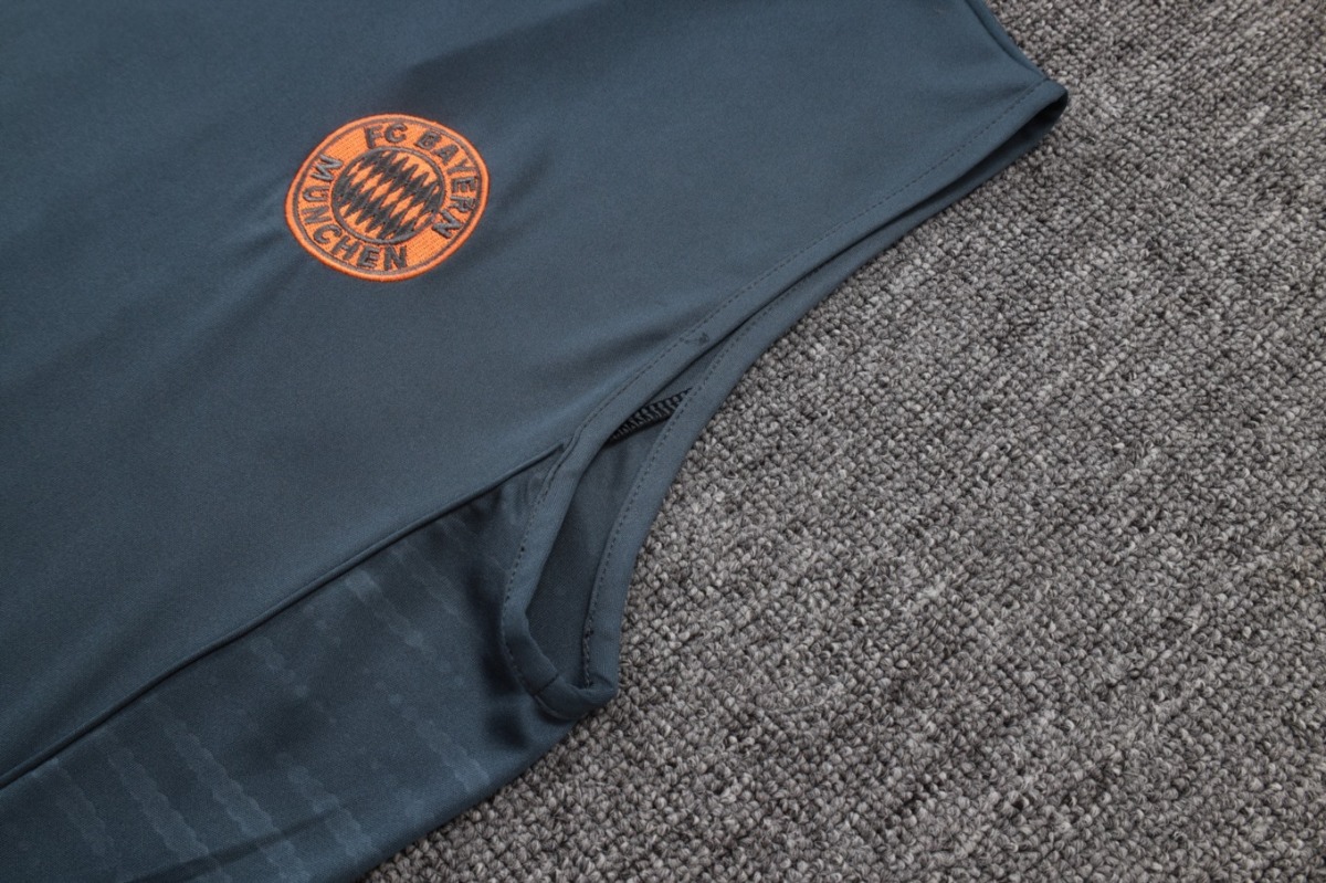 2026 Bayern Munich Dark grey Training Set Shirt and Shorts
