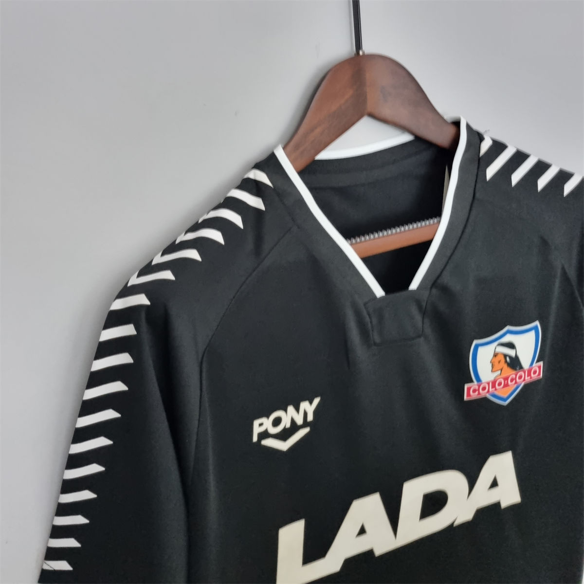 Retro Colo Colo 1992 Away jersey Fan Version