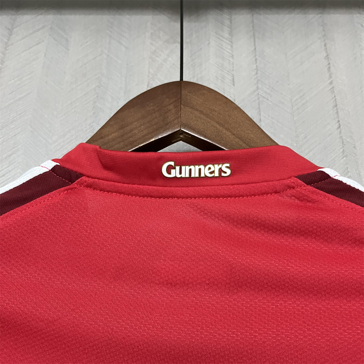 Retro Arsenal 08/10 Home jersey Fan Version