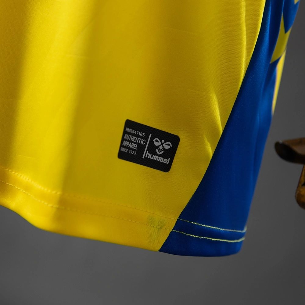 2025/26 Las Palmas Home jersey Kid Kits Size 16-28