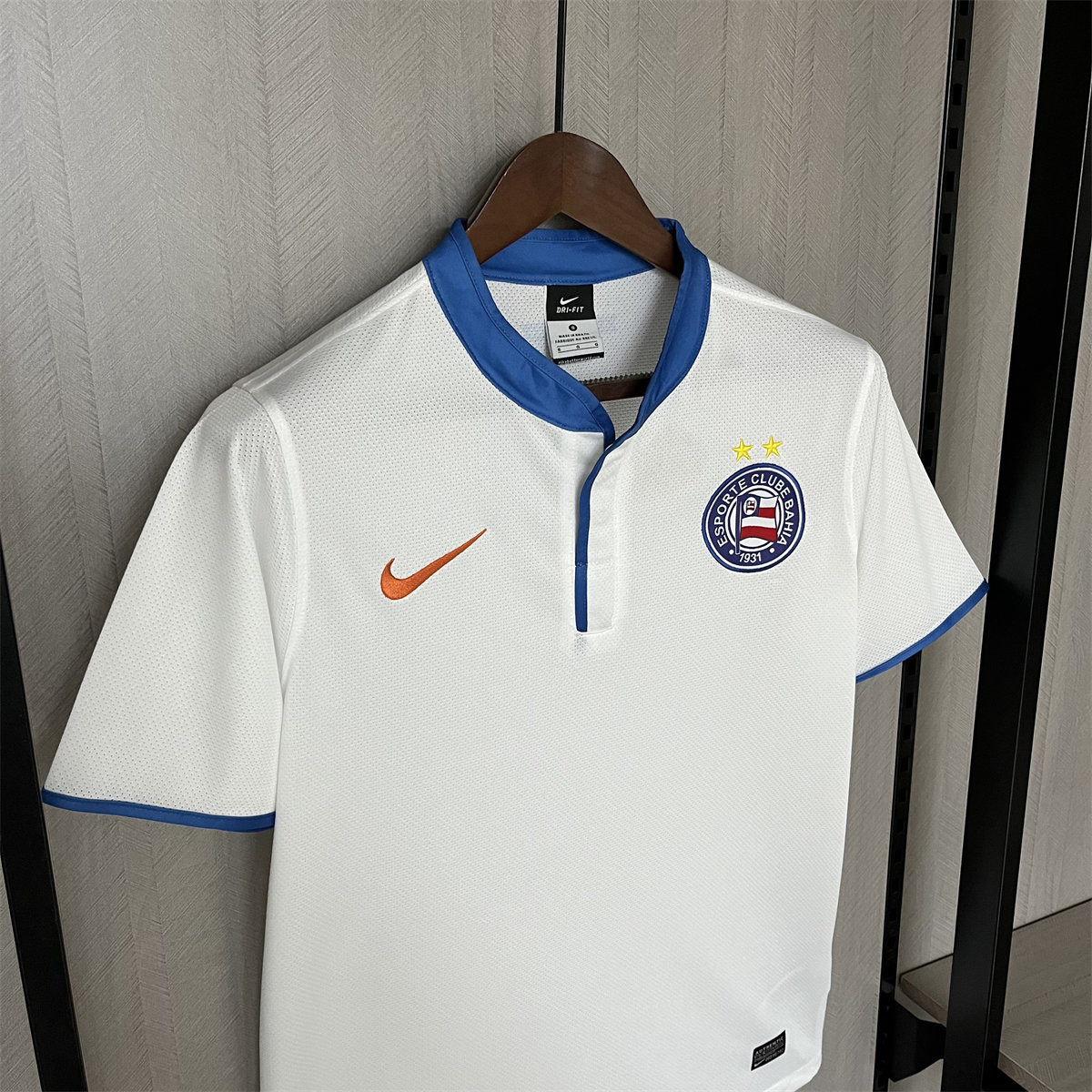 Retro 2013/14 Bahia Home jersey Fan Version