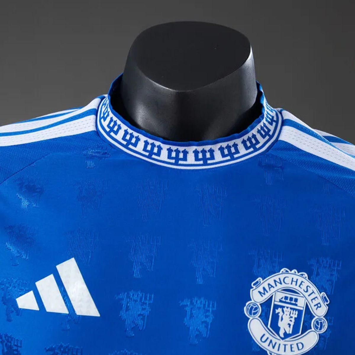 2026 Manchester United Blue Jersey Player Version