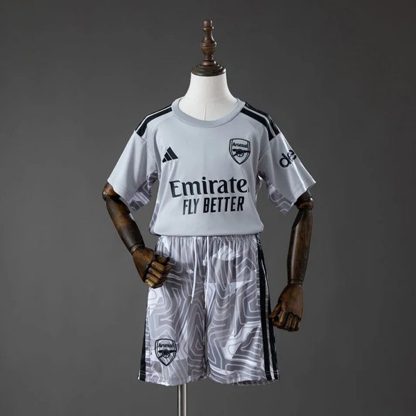 2026/27 Arsenal Goalkeeper Kid Kits