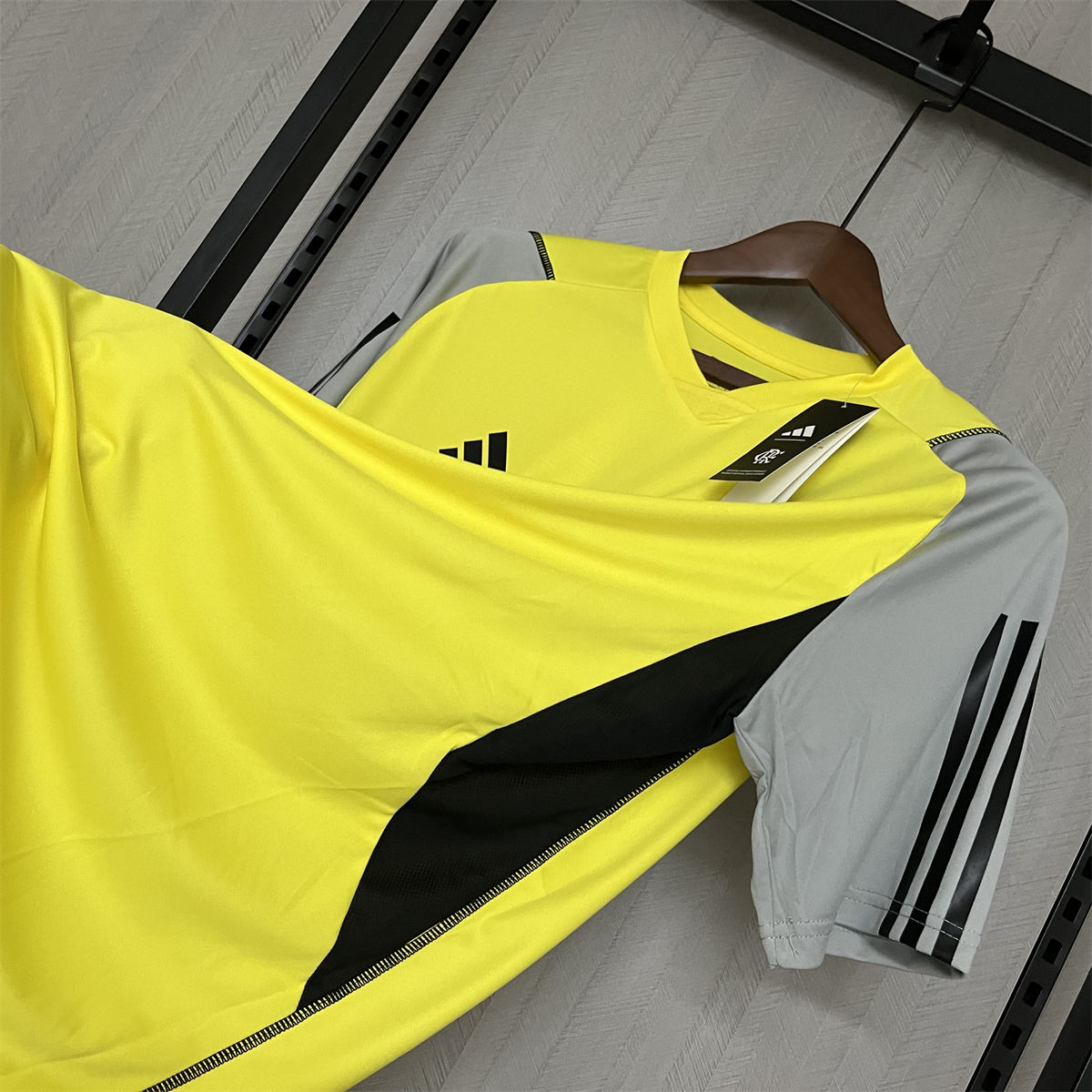 24/25 Flamengo Training Yellow  jersey Fan Version