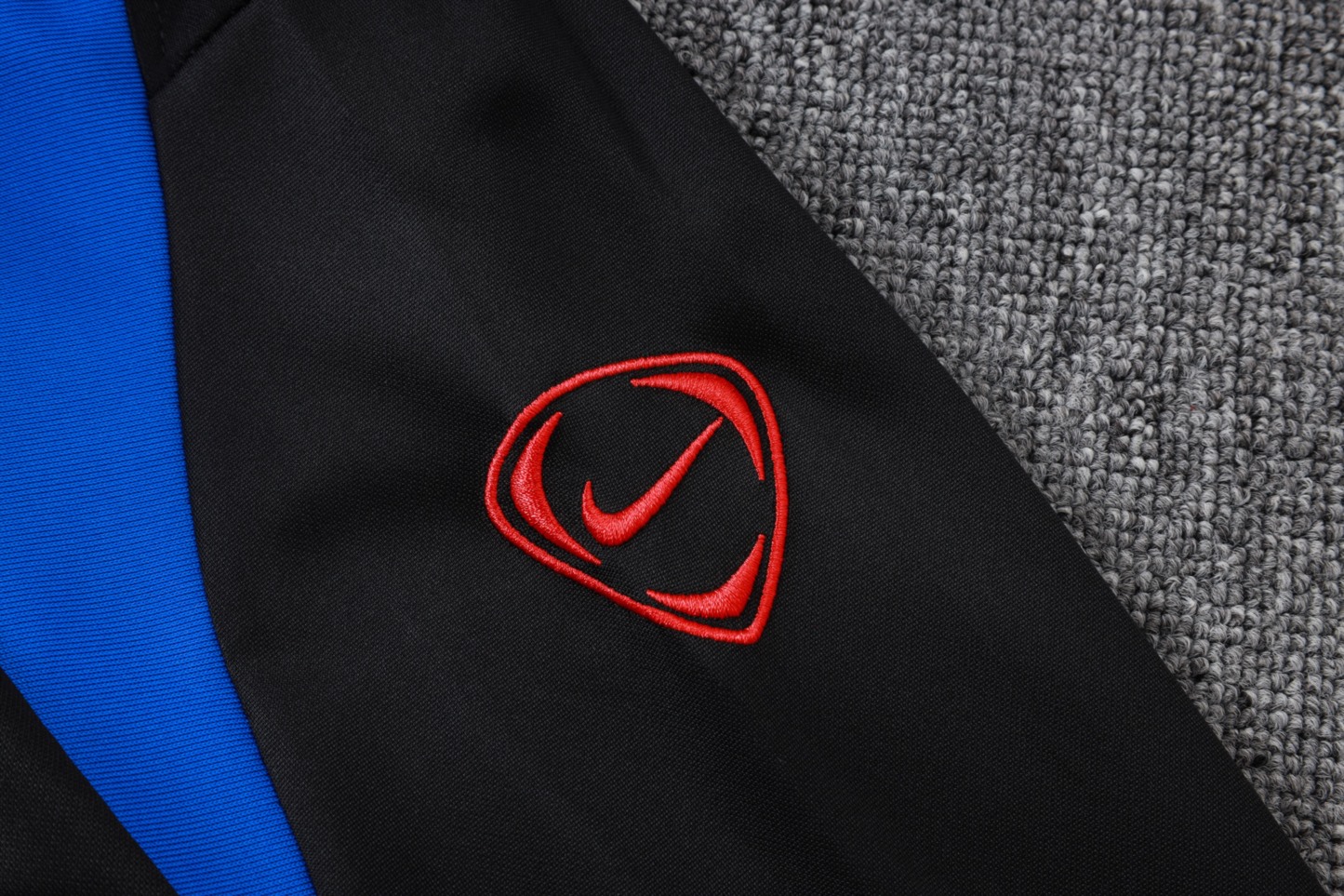 202526 PSG Black Long-sleeved half-pull training kit Football team kit