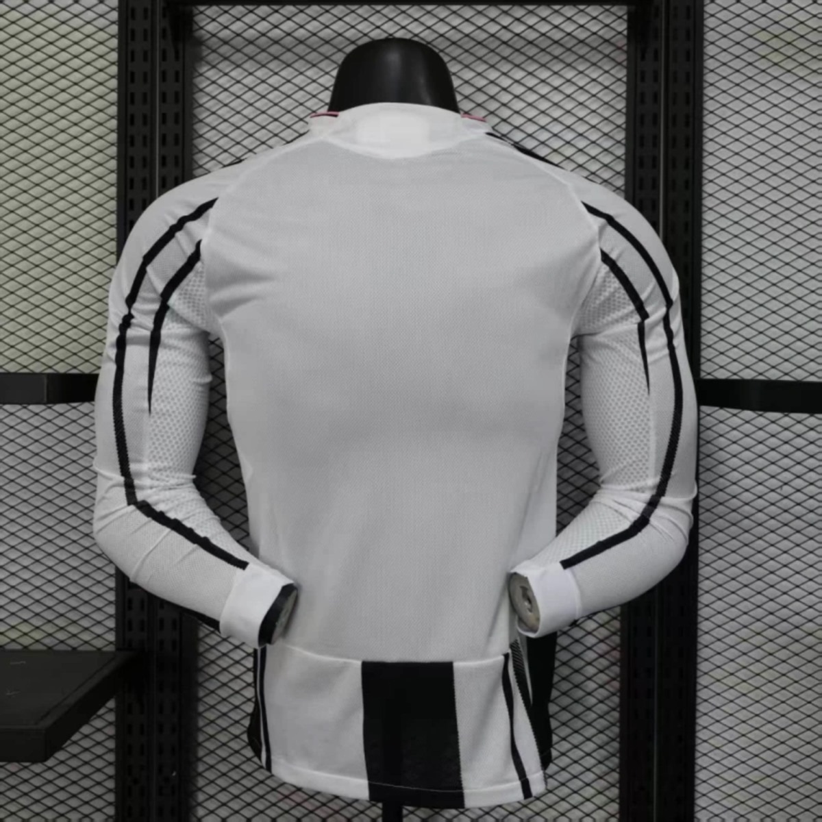 25/26 Juventus home jersey Player Version