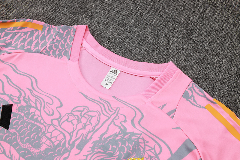 24/25 Real Madrid Pink Training Set Shirt and Shorts