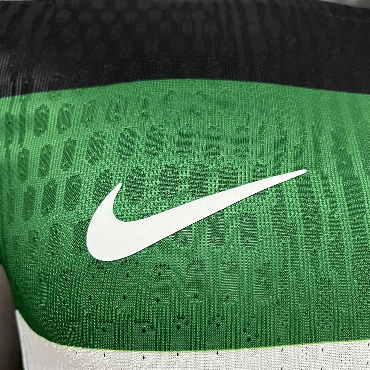 24/25 Sporting CP Home Jersey Player Version