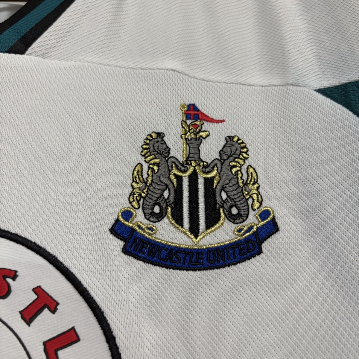 Retro Newcastle United 99/00 Away jersey Fan Version