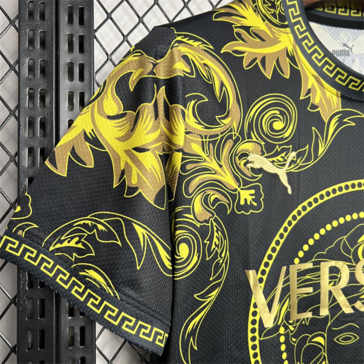 2022/23 Italy Versace Co-Branded Edition Pink Jersey Fan Version