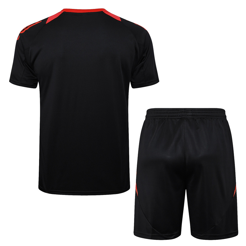 24/25 Internacional Black Training Set Shirt and Shorts