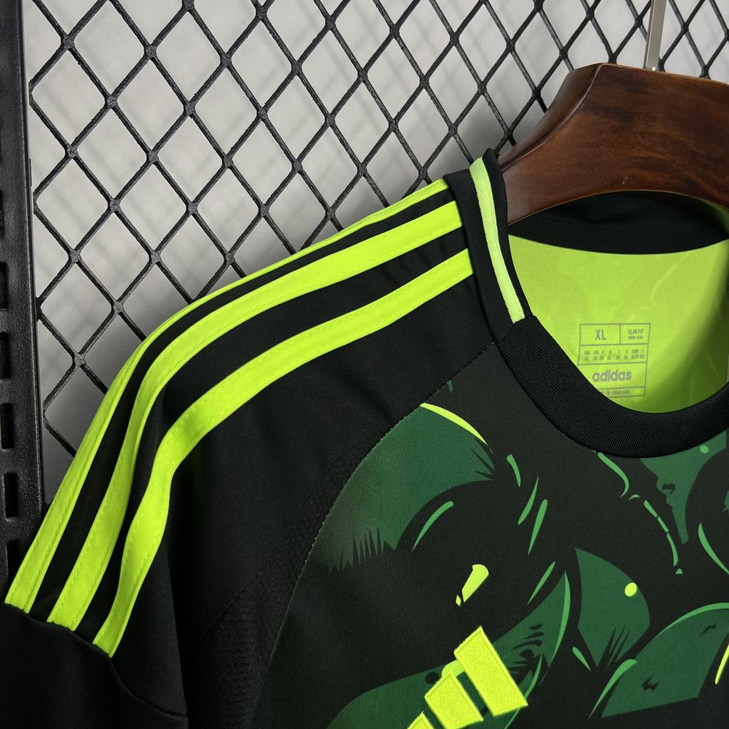 24/25 Real Madrid Green and black special edition Jersey Fan Version