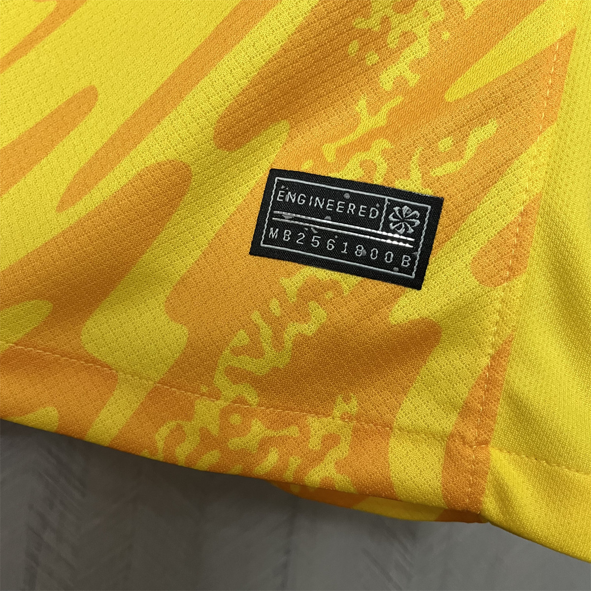 2024/25 Corinthians Goallkeeper Yellow Jersey Fan Version