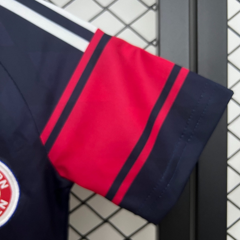 Retro Bayern Munich 97/99 Home jersey Kid Kits Size 16-28