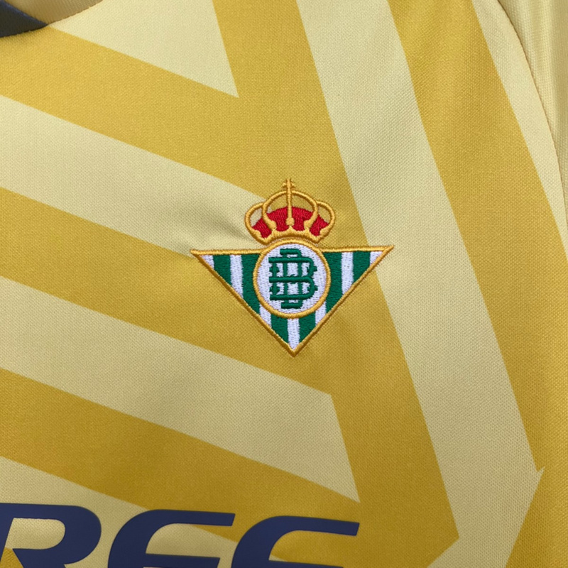 2025/26 Real Betis Goalkeeper Yelloe jersey Fan version