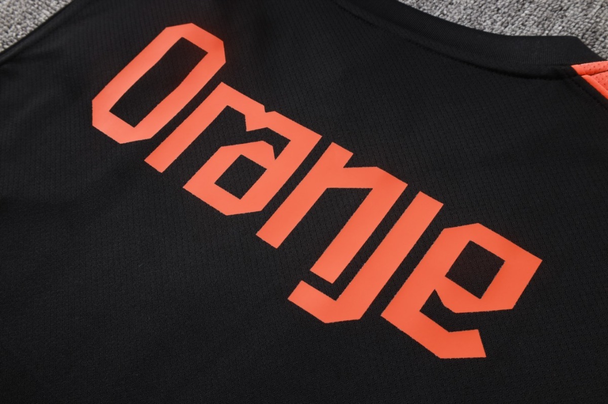 2026 Netherlands Black Training Set Shirt and Shorts