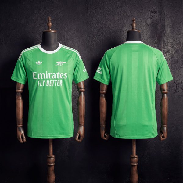 2025/26 Arsenal Goalkeeper Green jersey Fan version