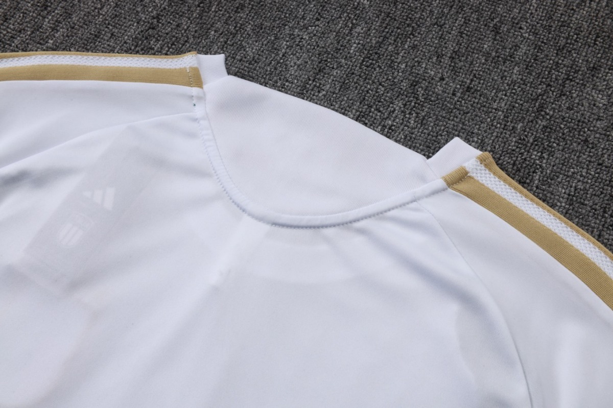 2026 Italy White Training Set Shirt and Shorts