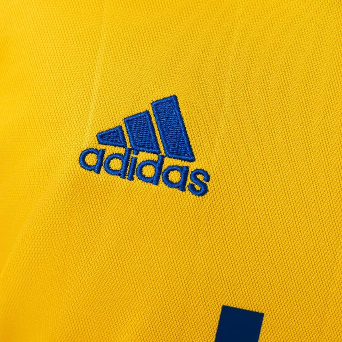 Retro Juventus 2017/18 Away Jersey Fan Version
