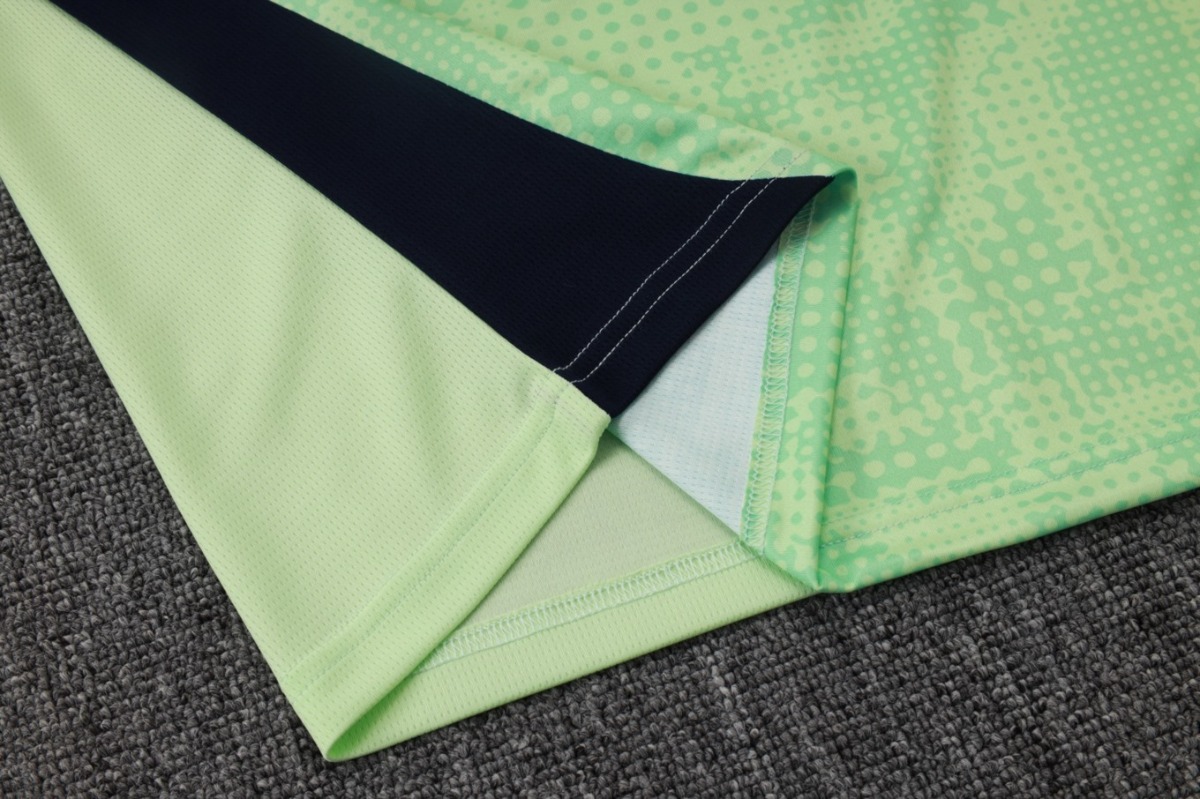 2026 Manchester City Light Green Training Set Shirt andShorts
