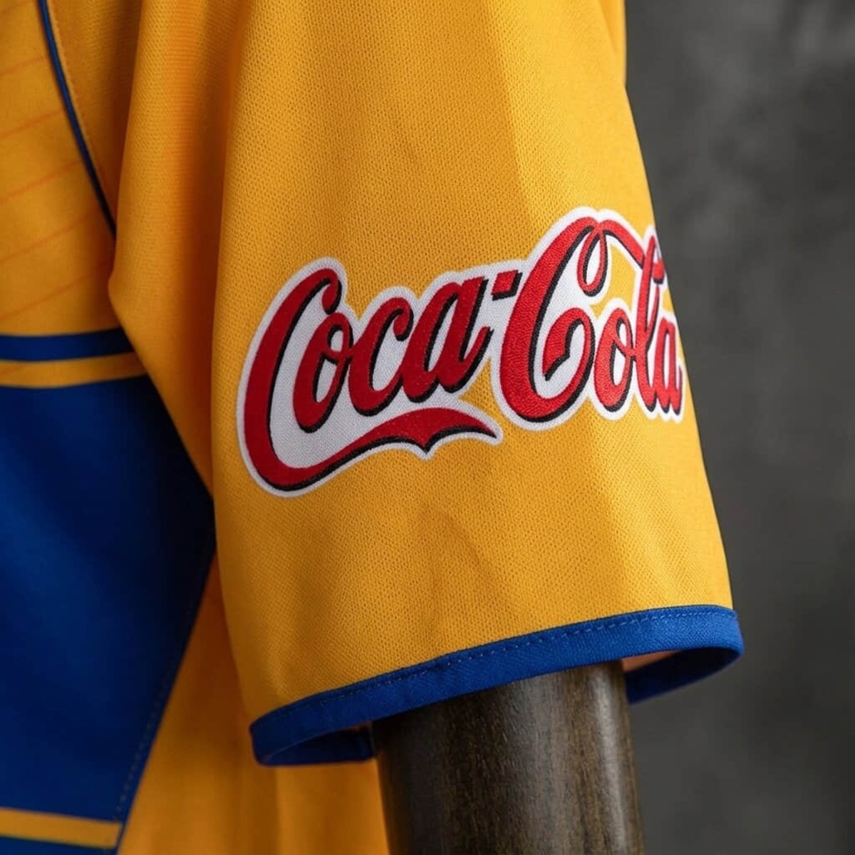 Retro Tigres UANL 2005/06 Home Jersey Fan Version